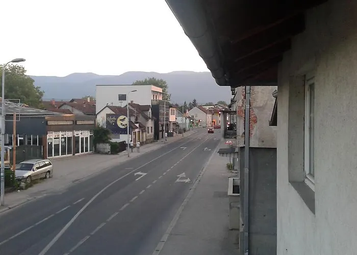 Edin Apartamento Bihać